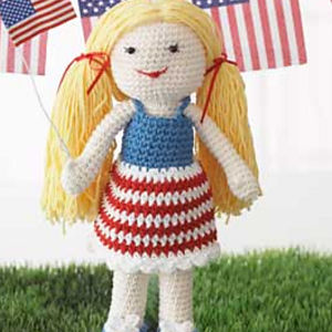 Poupée Amigurumi Faite Main - Mademoiselle Hiver, édition Rare Au Crochet